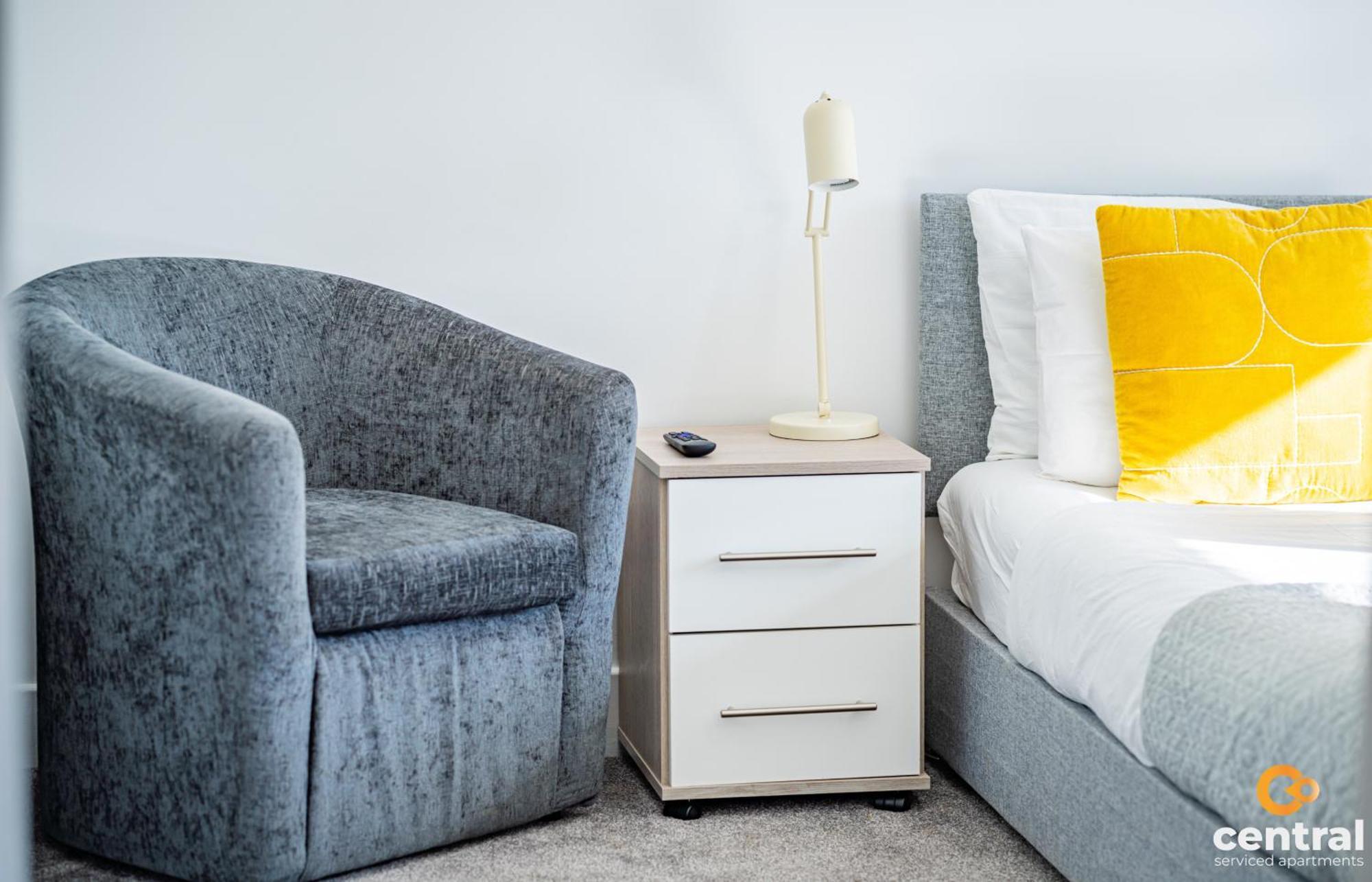 Central Serviced Apartments - 2 Bedroom - Free Street Parking - Fast Wifi - Smart Tvs In All Rooms - Ground Level - Family Neighbourhood - 3 X Double Beds - Heating 24-7 - Trade Stays - Weekly & Monthly Offers Dundee Exterior photo